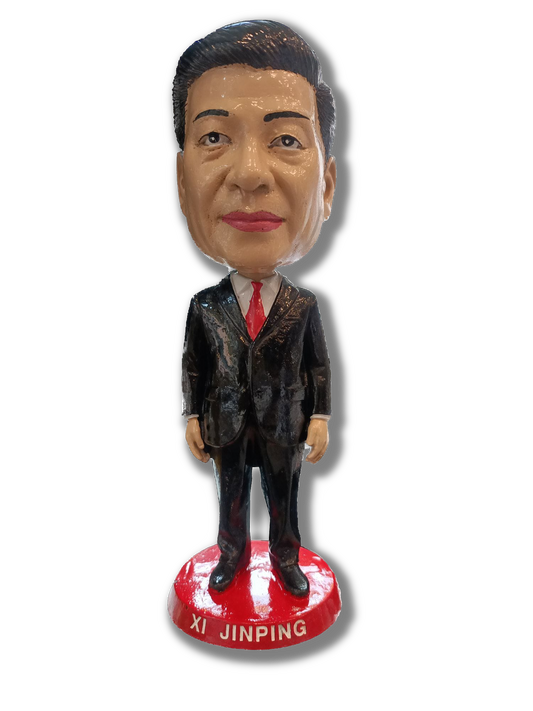 Statuina Gongolante Xi Jinping